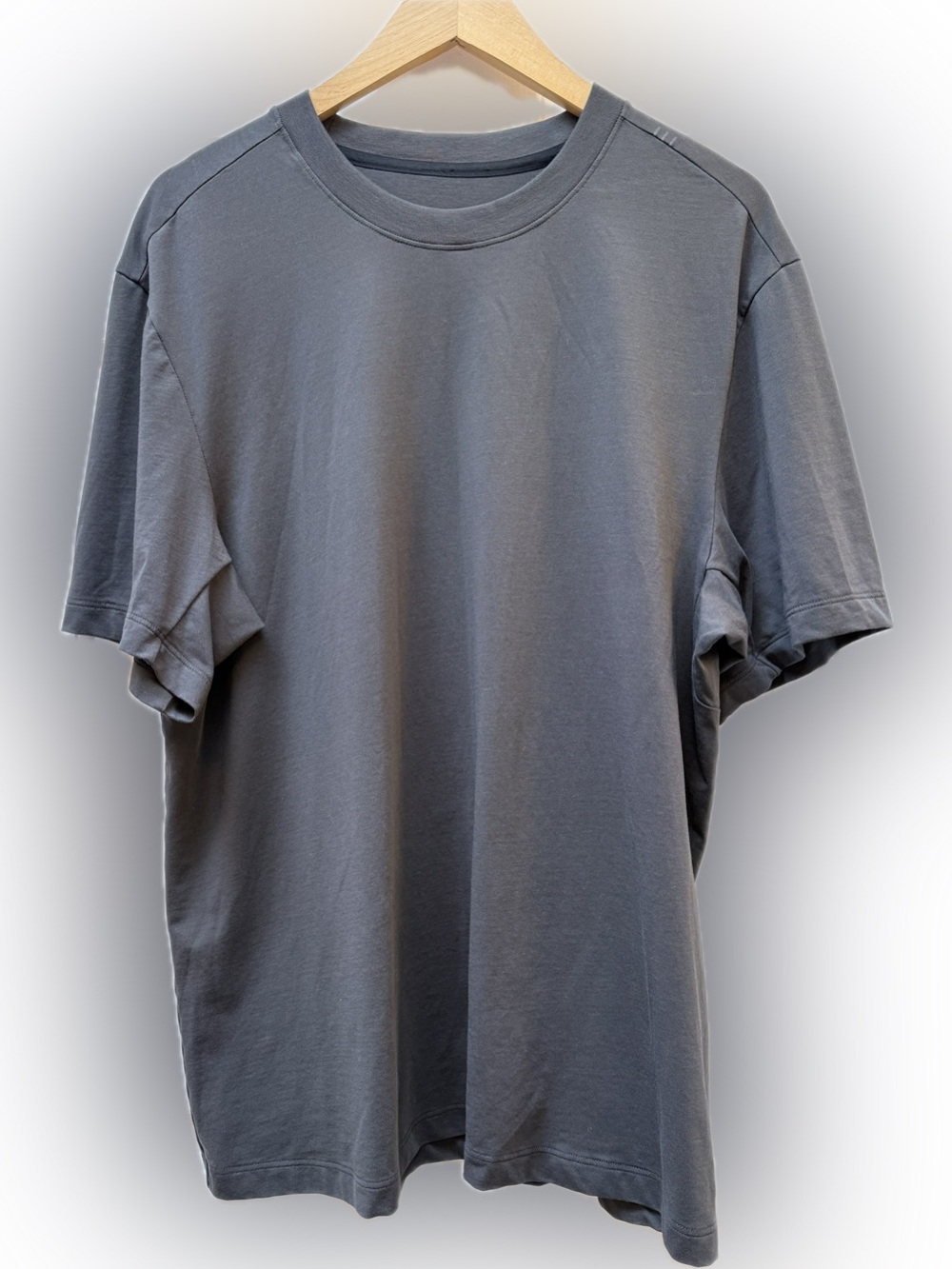 LULULEMON Tee